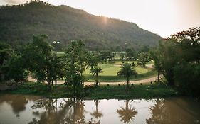ภูบาเจียง กอล์ฟ แอนด์ รีสอร์ต ปากเซ